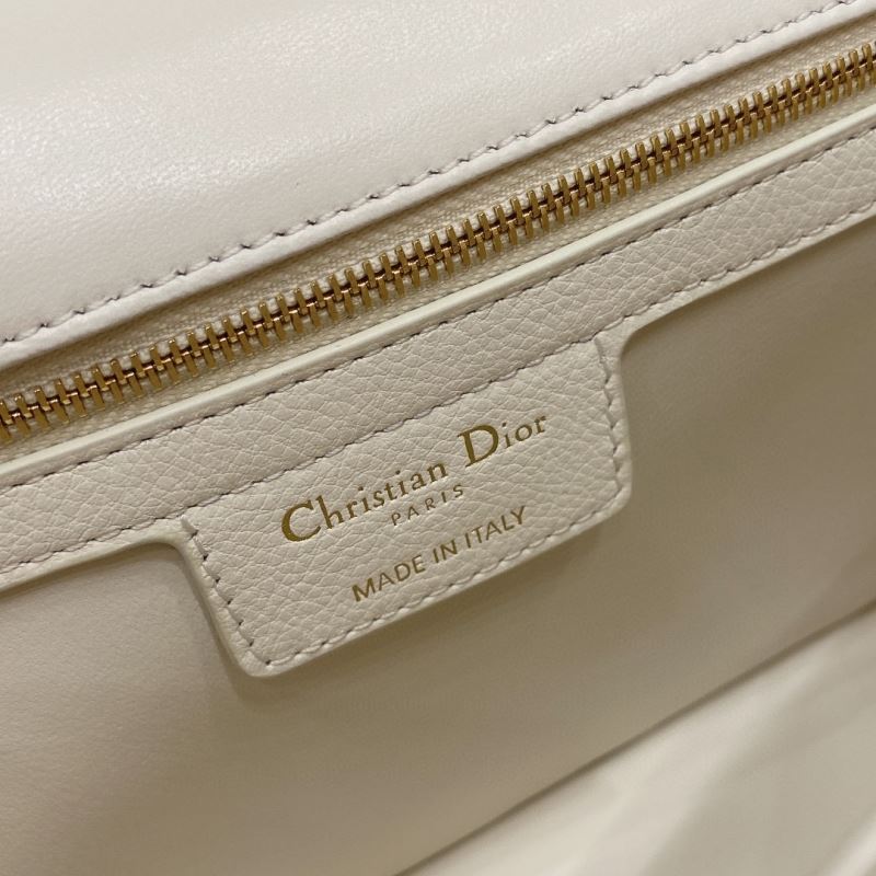 Christian Dior Montaigne Bags